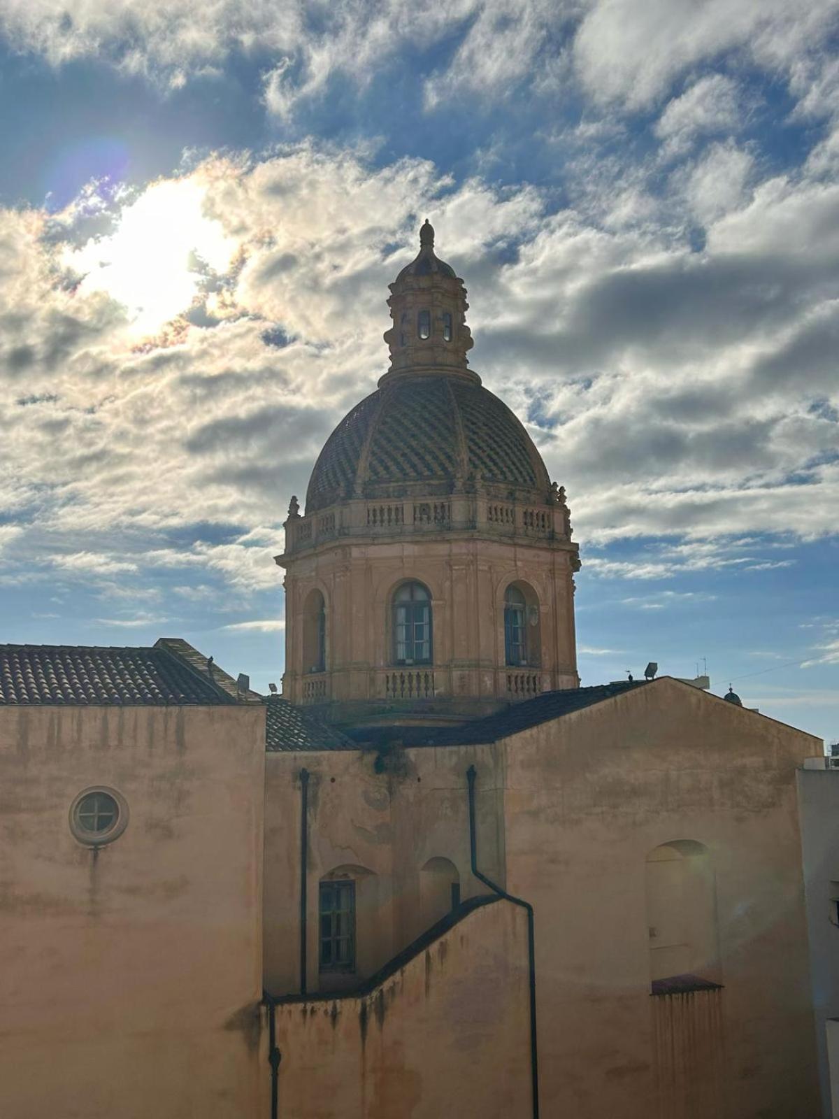 Donnacaterina Affittacamere Marsala Buitenkant foto